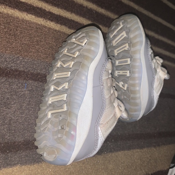 Worn a couple times - Picture 4 of 5